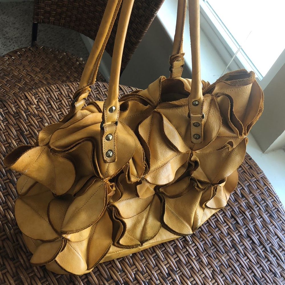 Genuine Leather Yellow Costanza Rota purse
